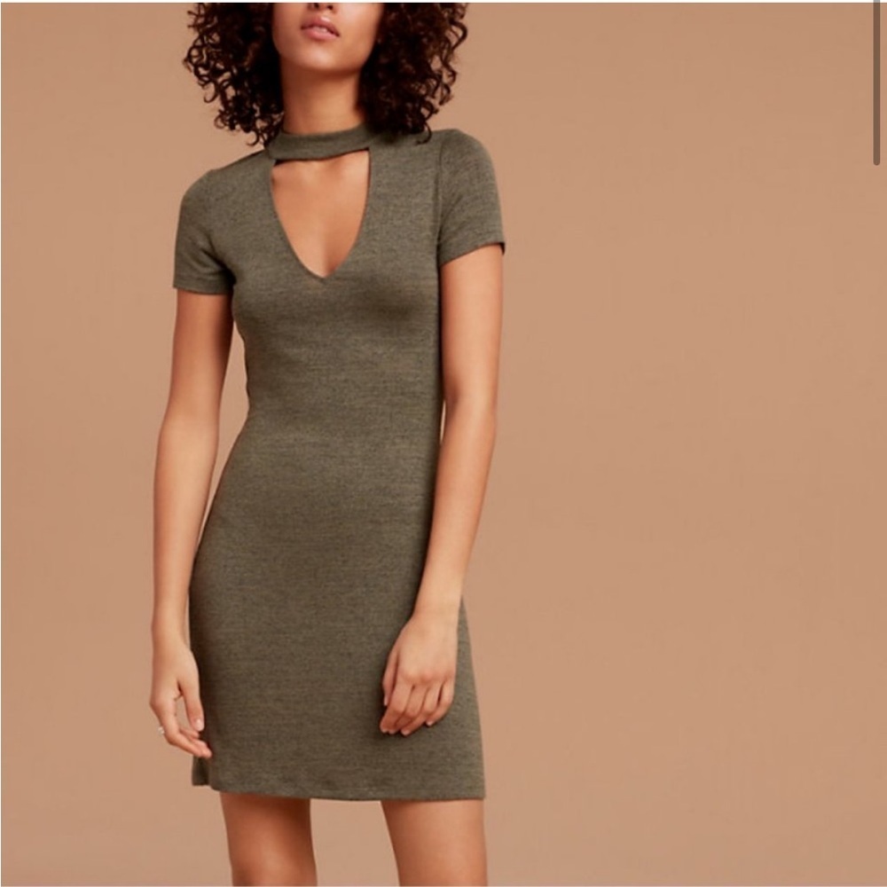 Aritzia Wilfred Free Navy Short Sleeve Chocker Neck Jersey Dondoe Dress Size M